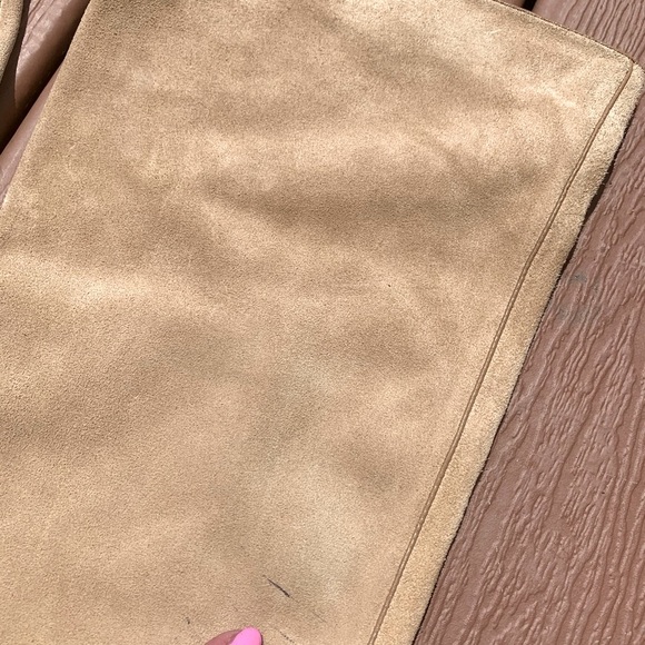 Calvin Klein super soft suede perfect natural color, never worn - Picture 4 of 4